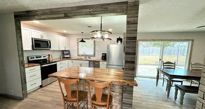 The Hideaway Oliver Springs, Only Min from Windrock Park