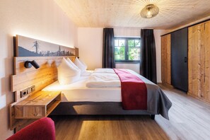 5 habitaciones y ropa de cama