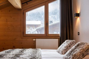4 Schlafzimmer, Bügeleisen/Bügelbrett, Reisekinderbett, kostenloses WLAN