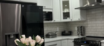 Luxury Condo-Downtown Bellevue