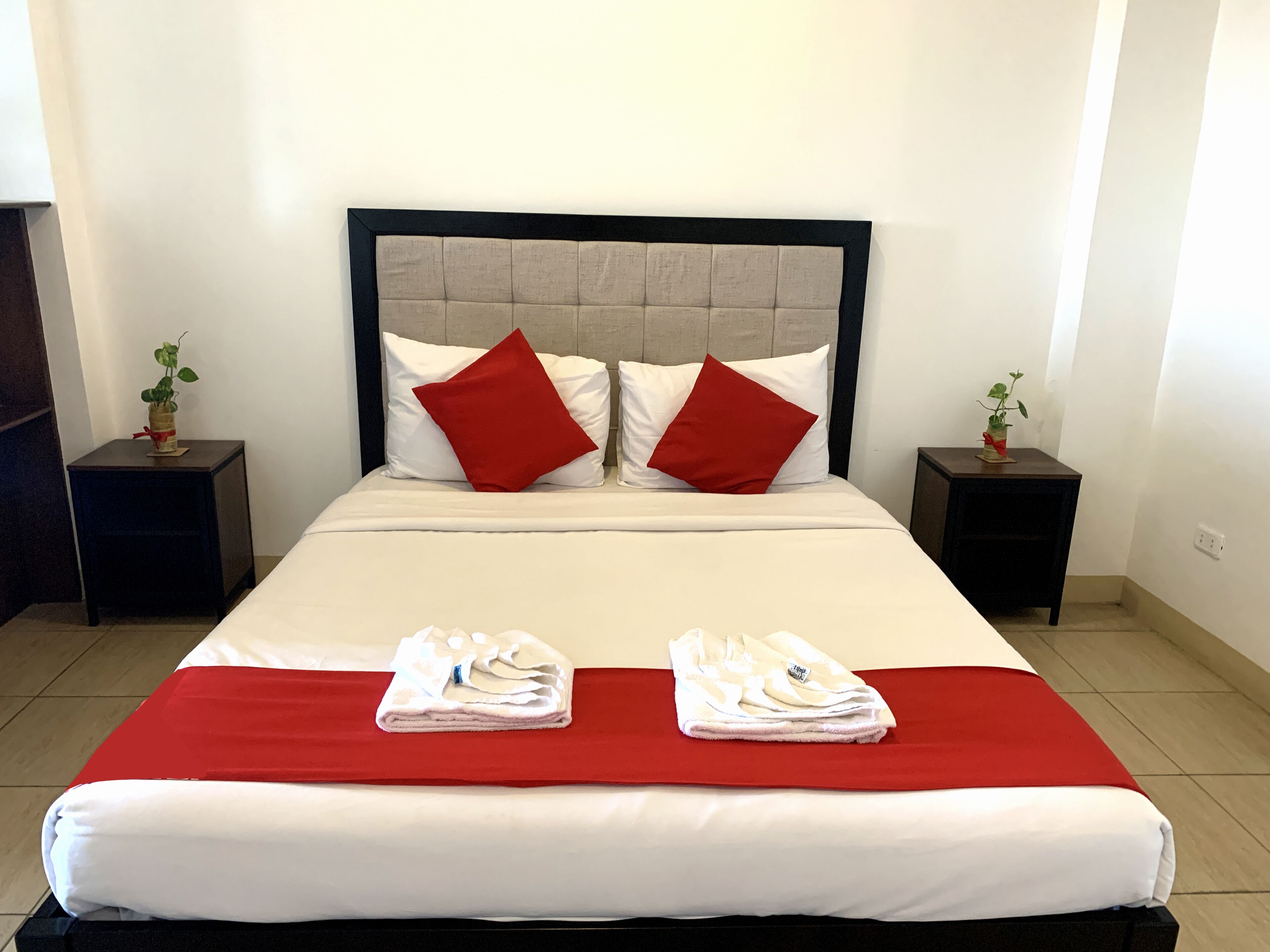 premium double room | desk, rollaway beds, free wifi, bed sheets