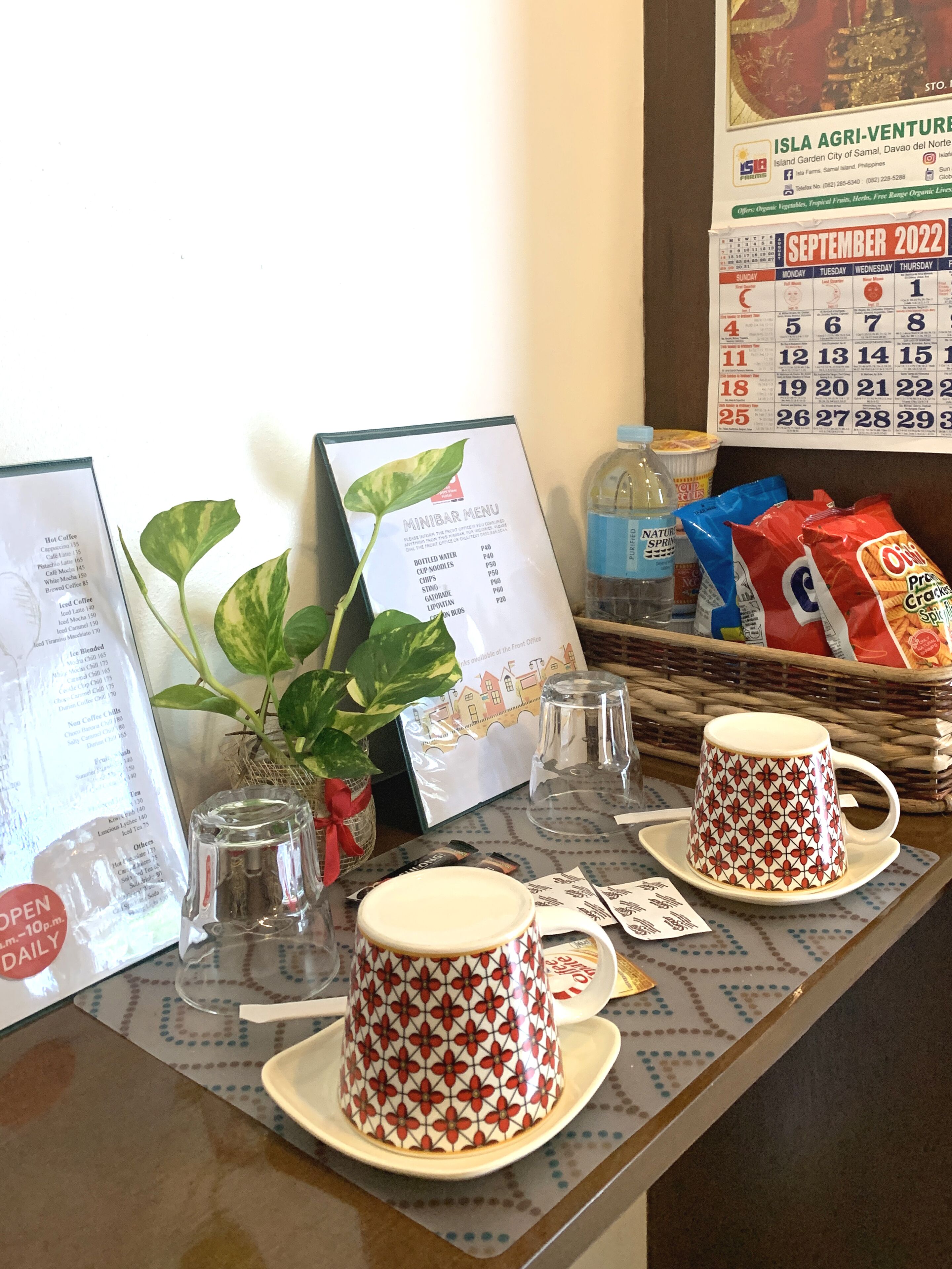 premium double room | desk, rollaway beds, free wifi, bed sheets