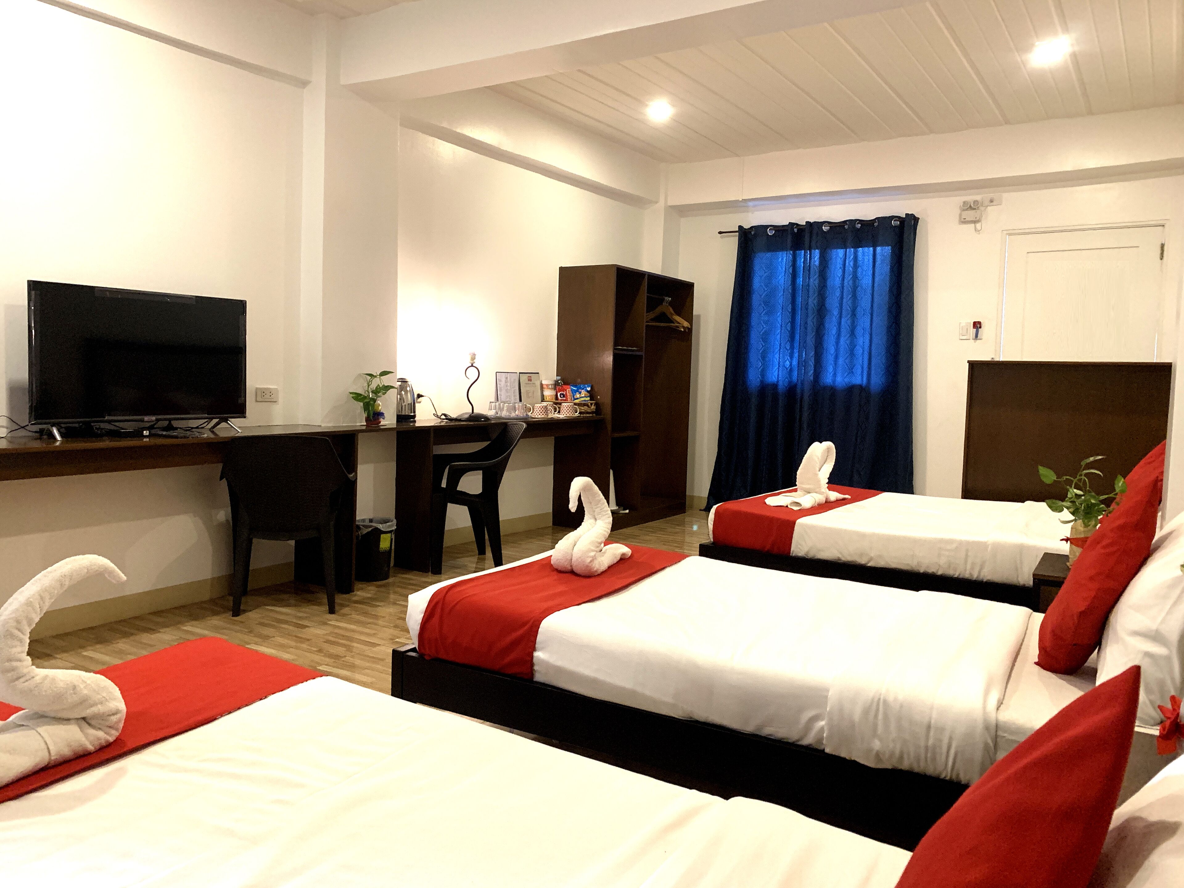 premium quadruple room | desk, rollaway beds, free wifi, bed sheets