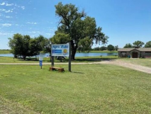 Large home 2 living rooms, 4 bedrooms. Near lakes and great hunting and fishing.