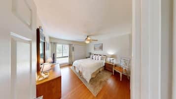 2 bedrooms, internet, bed sheets