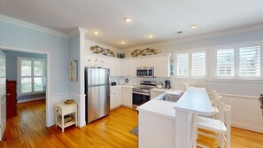 Fridge, microwave, oven, stovetop - Coastal Haven 2BR 2BA Lakeside Escape Resort Perks (Pawleys Island)