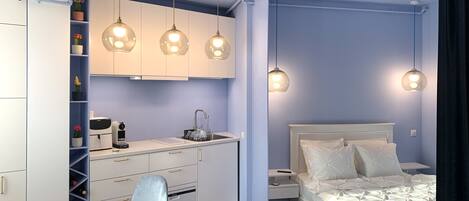 1 多间卧室、熨斗/熨衣板、床单