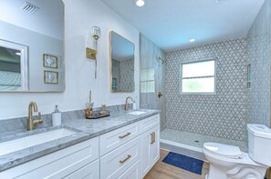 Hair dryer, towels