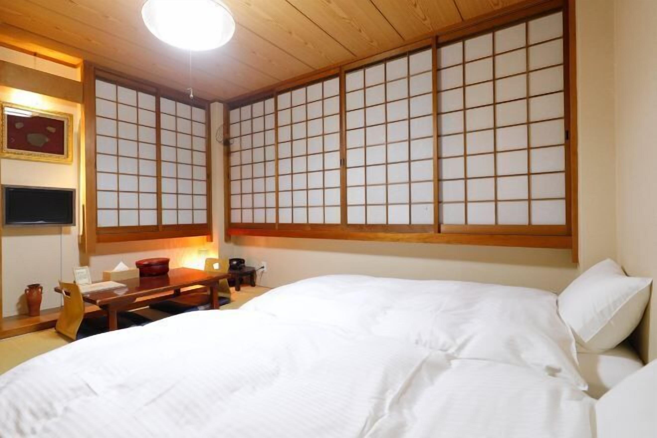 Bureau, Wi-Fi gratuit, draps fournis