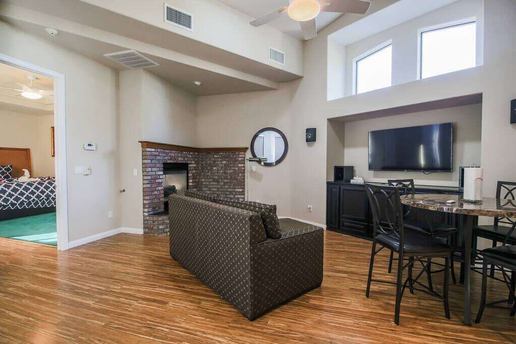 Carrondale Casita Monthly