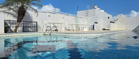 Utomhuspool
