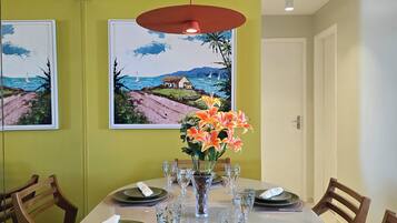 Apartment | Dining room