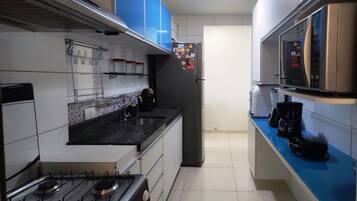 Apartment | Private kitchen | Microwave, oven, blender, cookware/dishes/utensils