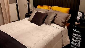 1 chambre, bureau, Wi-Fi, draps fournis