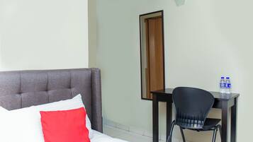 Free WiFi, bed sheets