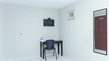 Deluxe Double Room, 1 Katil Ratu (Queen) | Wi-fi percuma, cadar katil