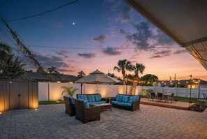 Terrace/patio - Huge Backyard Oasis / Pet-Friendly Venice Home Near Beaches & Sarasota (Venice)