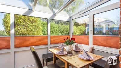 Exclusive apartment with rural idyll, approx. 850m from the beach -