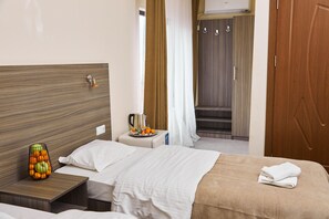 Comfort Double or Twin Room | Laptop workspace, iron/ironing board, free WiFi, bed sheets - M9 hotel (Tbilisi)