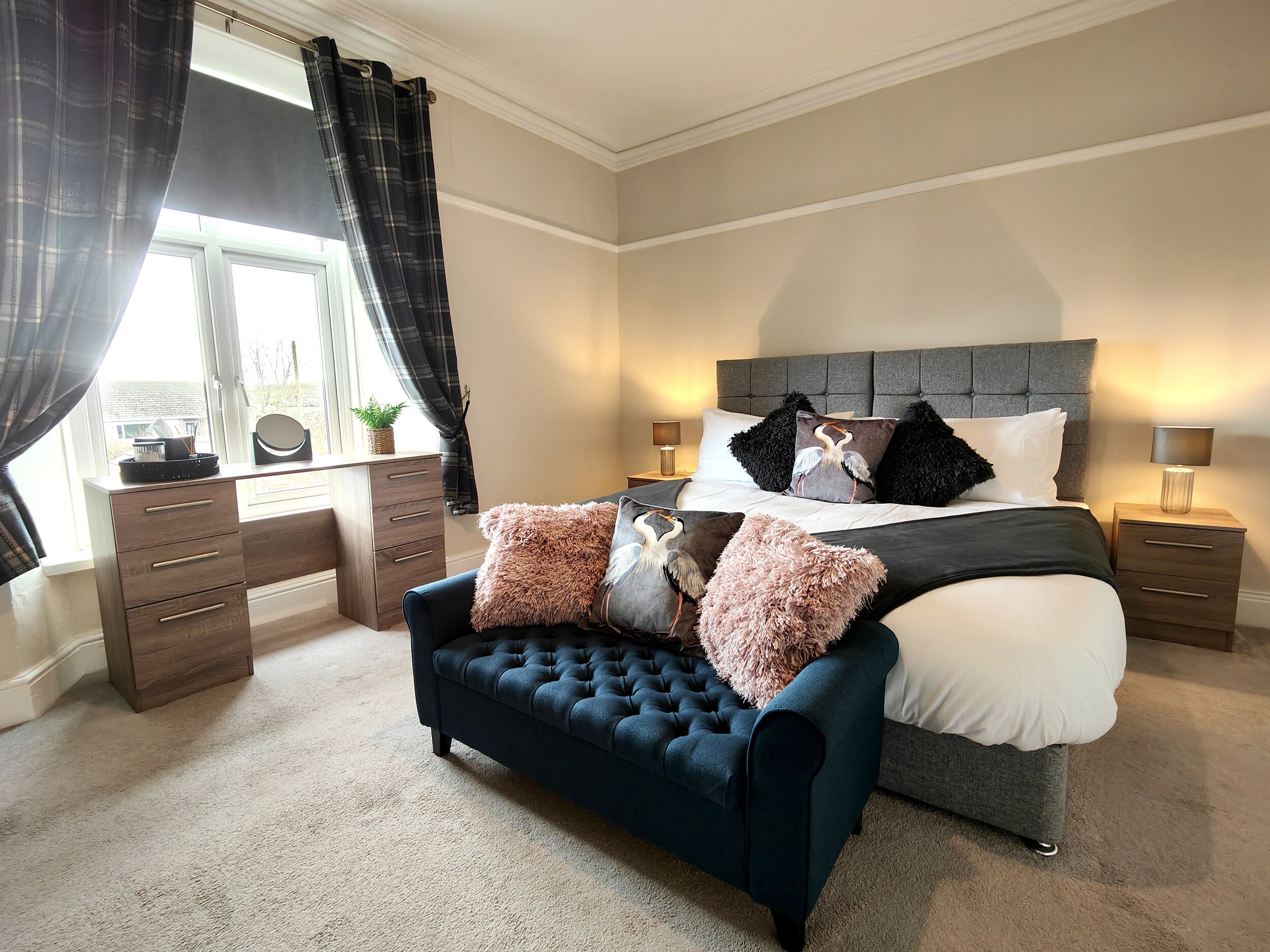 コテージ | 8 室のベッドルーム、客室ごとに異なる装飾、客室ごとに異なるインテリア、WiFi (無料)