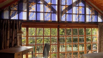 3 chambres, bureau, Wi-Fi gratuit, draps fournis