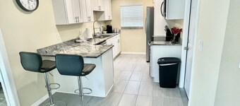 Private House with Heated Pool, Close to Attractions!