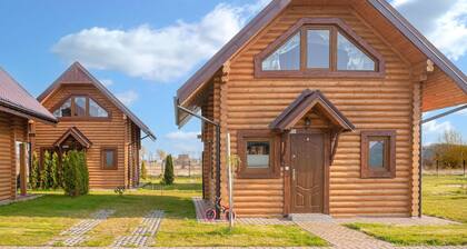 Cozy home in Jezierzany with sauna