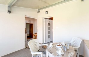 Dining - Cozy apartment in Medulin with WiFi (Medulin)