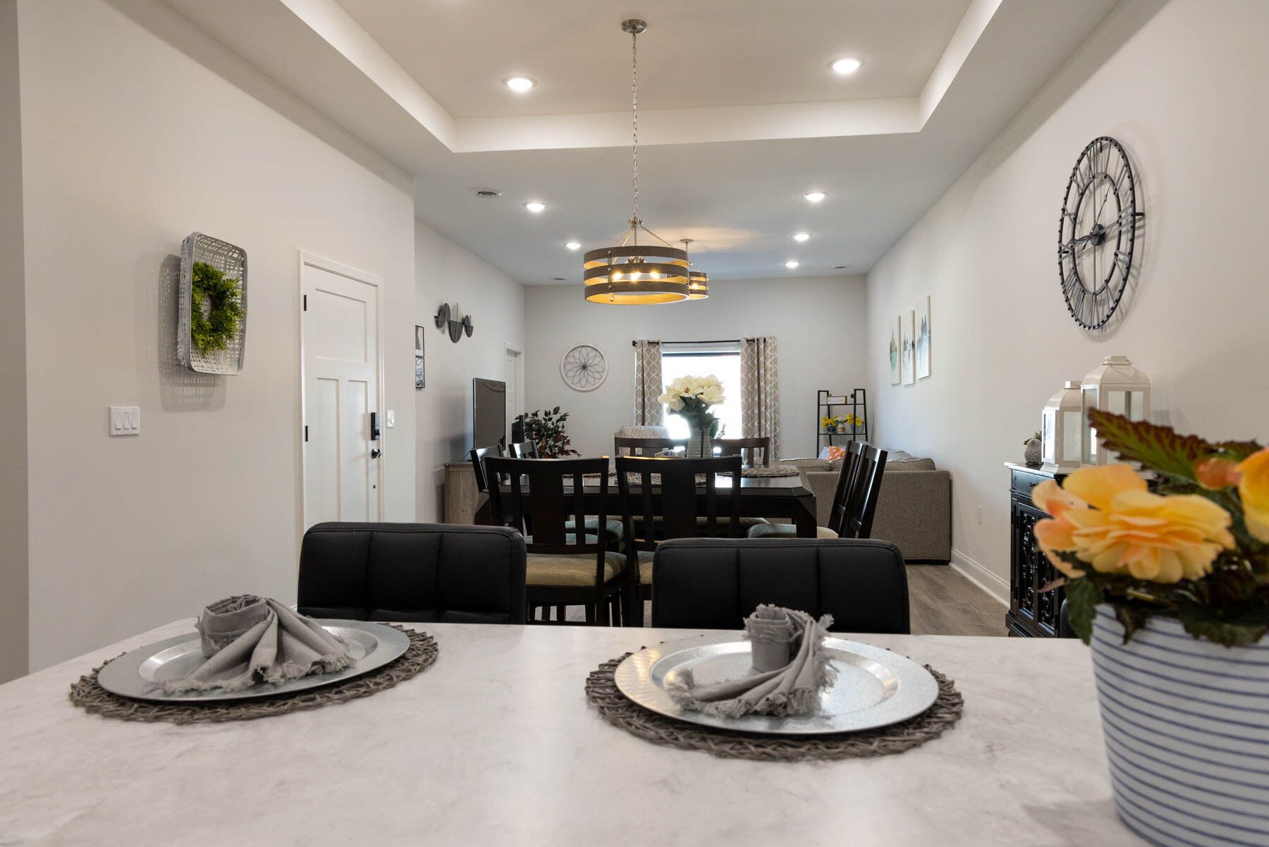 Cozy 2 bedroom condo downtown Princeton 