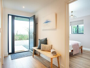 4 bedrooms, free WiFi, bed sheets - 4 bedroom accommodation in Tintagel (Tintagel)