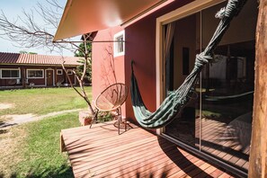 Yhden hengen perushuone | Lanai