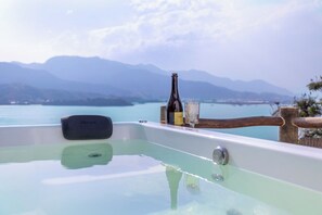 Baignoire à remous extérieure