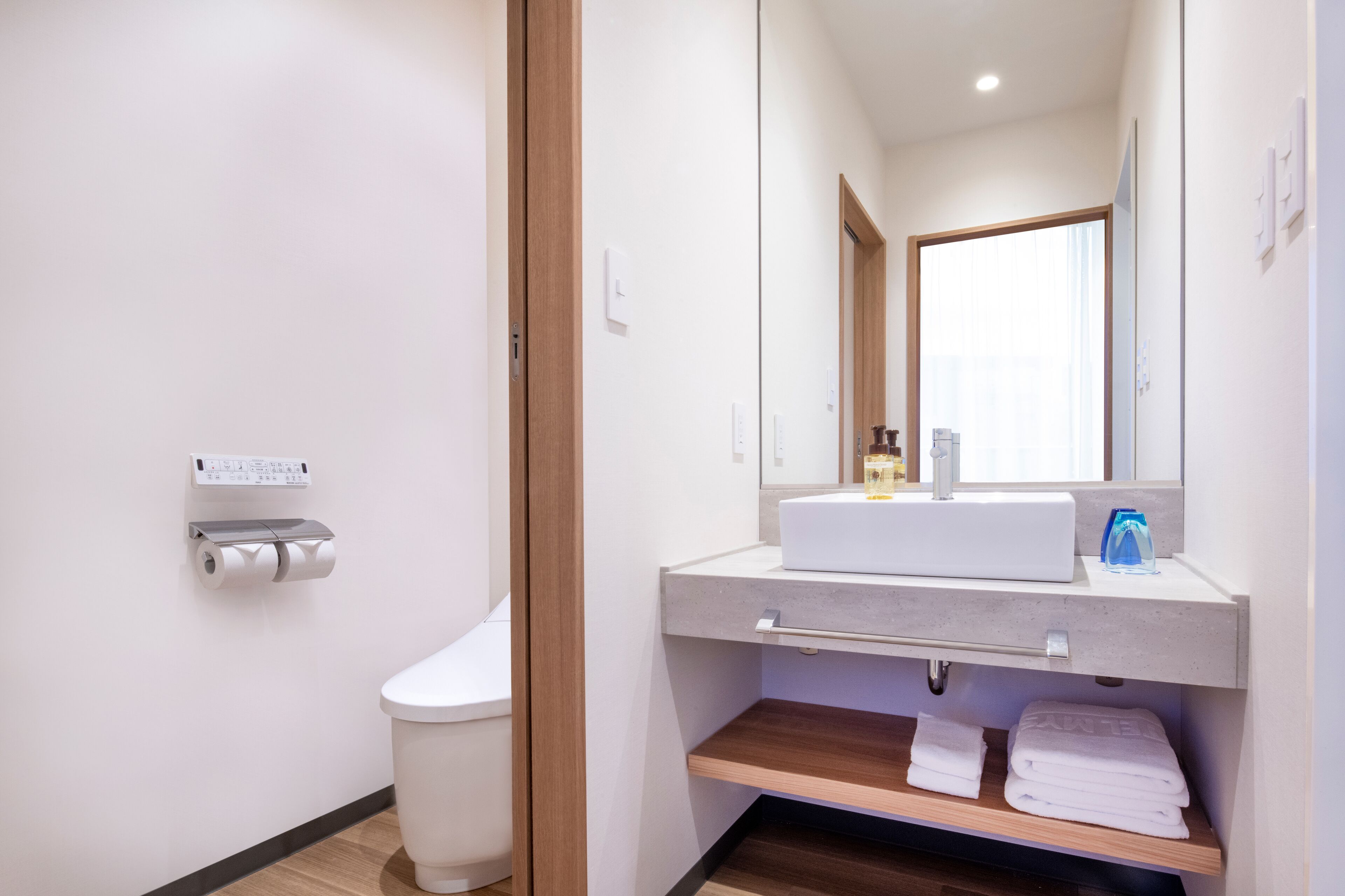 Photo - Mystays Nishi Shinjuku Hotel