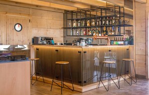 Bar (a l'allotjament)