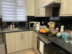 冰箱、烤箱、冰柜、纸巾