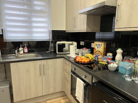 Fridge, oven, freezer, paper towels