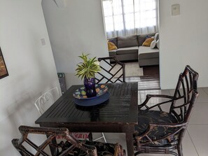 تناول الطعام