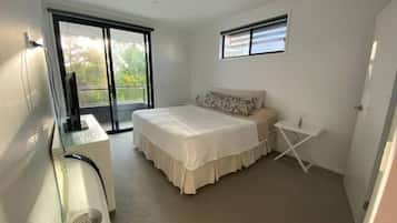 2 bedrooms, bed sheets