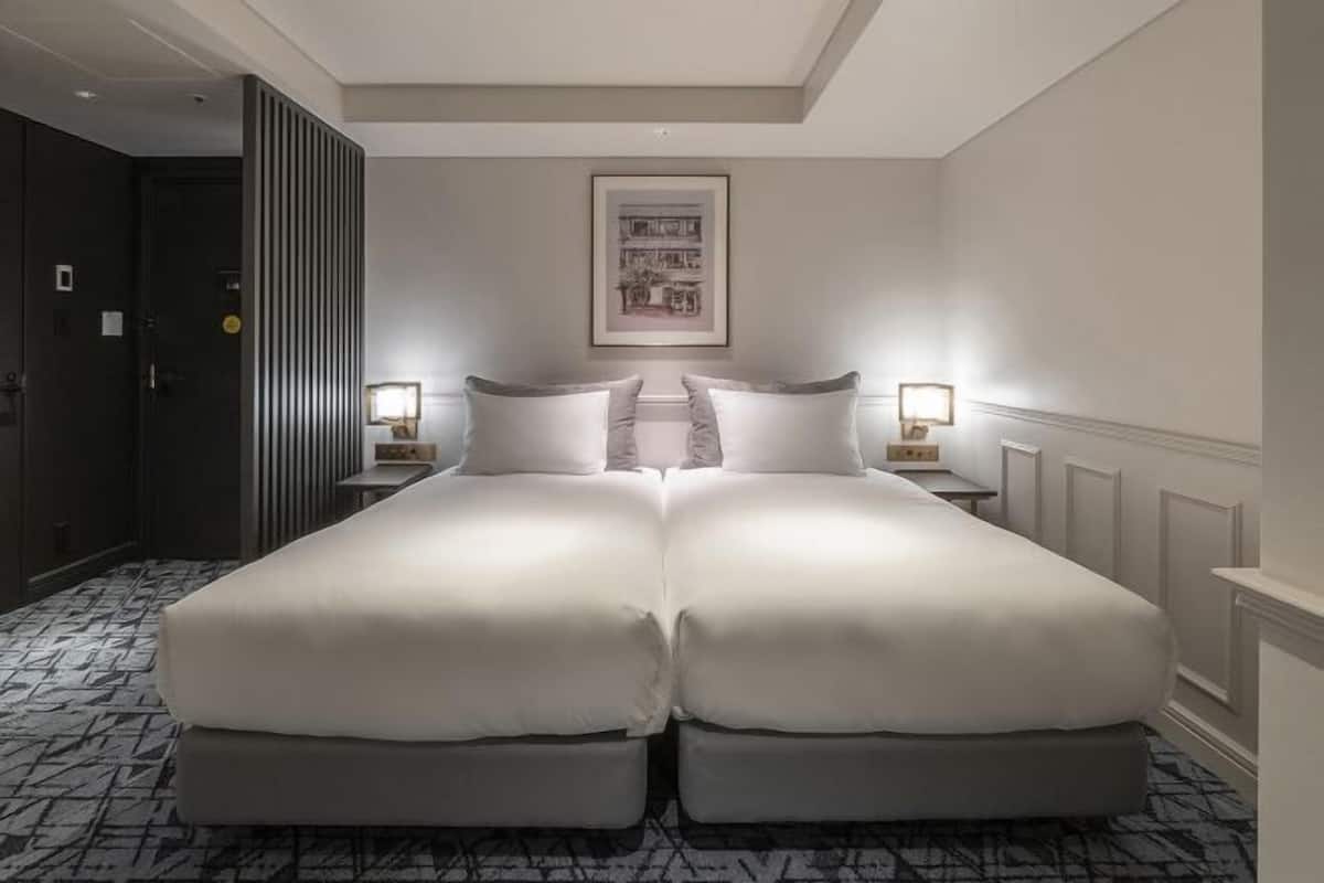 Een kluis op de kamer, verduisterende gordijnen, gratis wifi, beddengoed