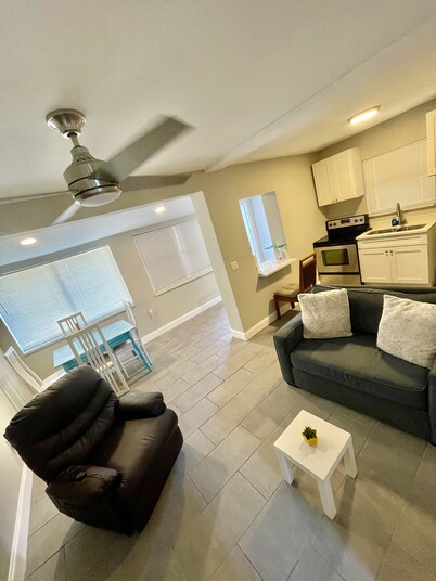 1 Bedroom Apt, 7 min from Clearwater Beach