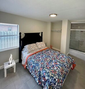 1 soverom, strykejern/-brett, wi-fi og sengetøy