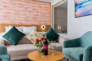 Desk, free WiFi, bed sheets -  Petro House Vung Tau (Block A) (Ho Chi Minh City)