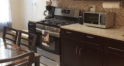 3 bedroom Tourist's heaven 2nd floor