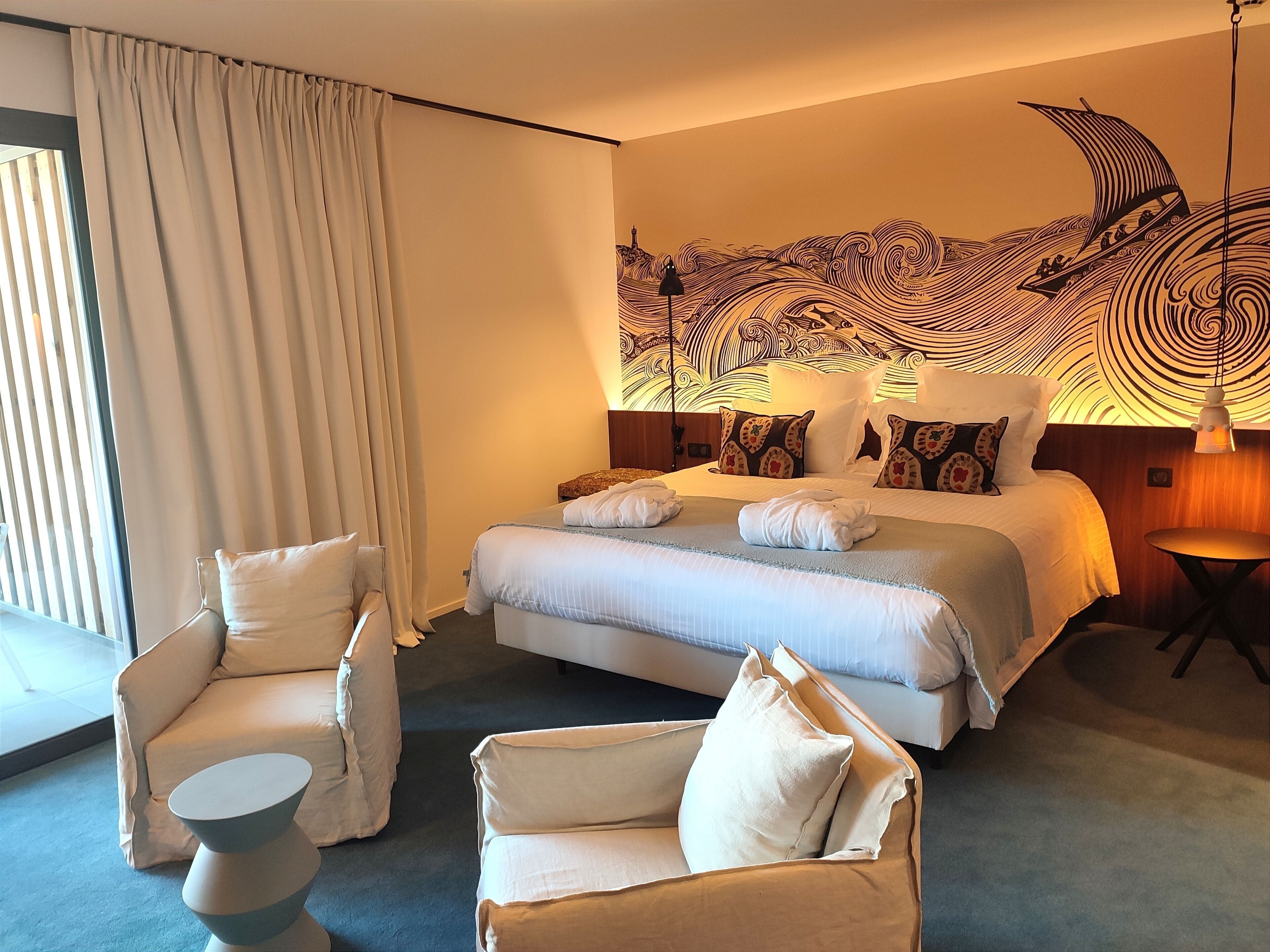 In-room safe, soundproofing, free cribs/infant beds, free WiFi
