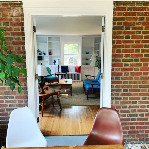 Historic Brick Colonial w/Amazing Kitchen- Close to downtown