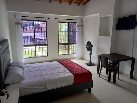 Wifi gratis y ropa de cama