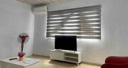 Teshie-Nungua - Home Away from Home -10 minutes from the beach!