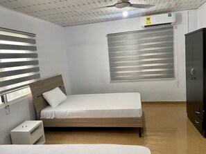 2 habitaciones, escritorio, wifi gratis y ropa de cama 