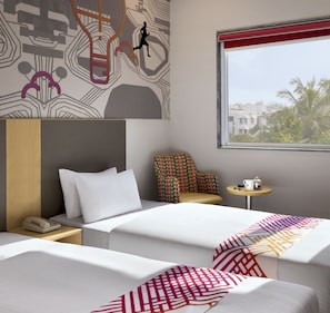 Luxe Twin Room | Värdeförvaringsskåp på rummet, strykjärn/strykbräda och gratis wi-fi