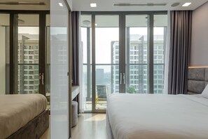 Deluxe Apartment, 1 King Bed, Balcony, City View - Landmark 81 - Unique Condotel (Ho Chi Minh City)